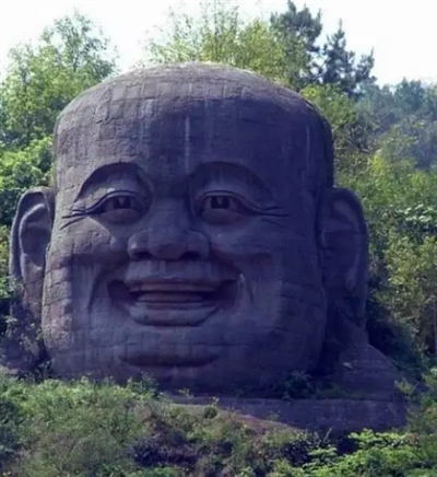 天然金山石佛风景区